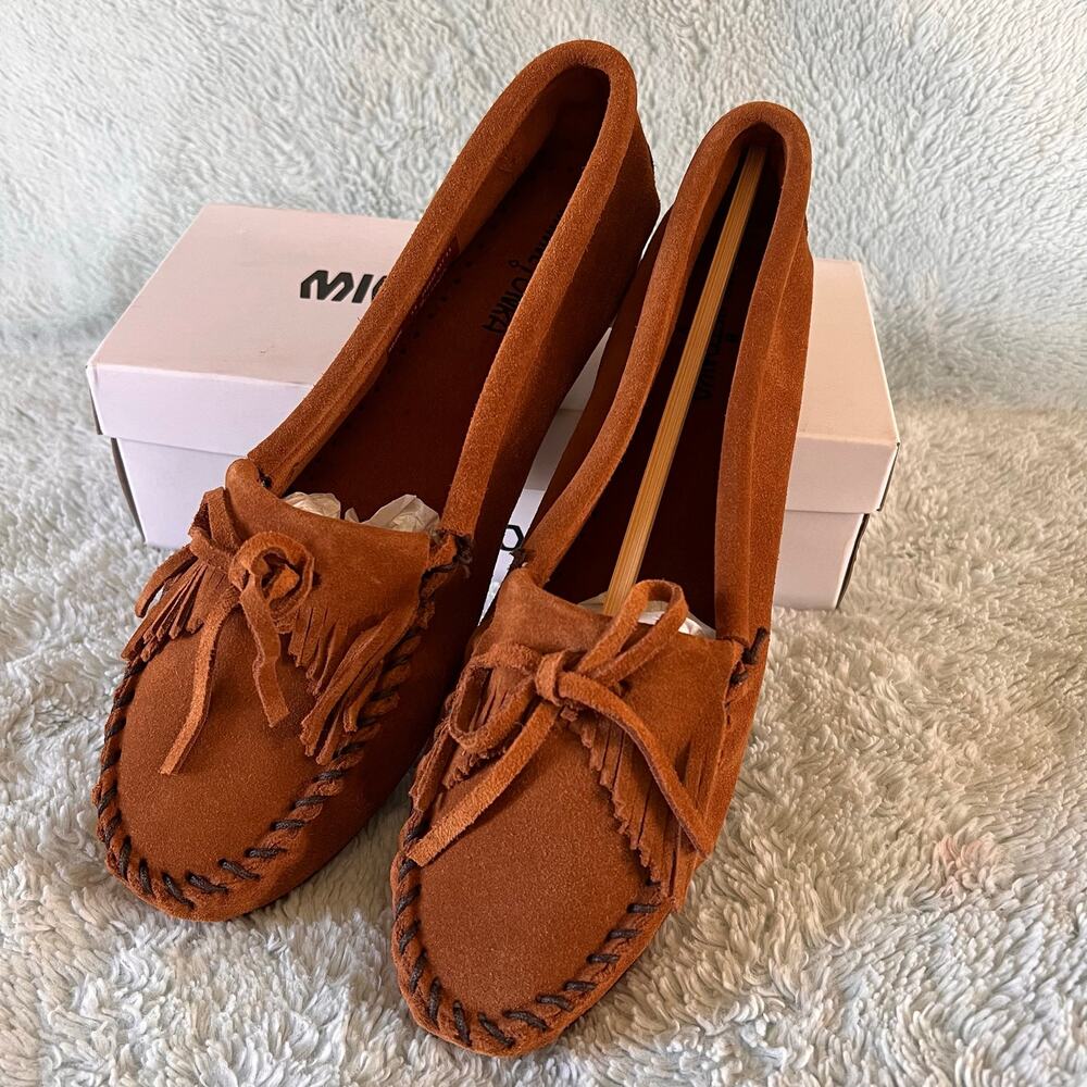 Minnetonka Women's Kilty Soft sole Moccasin Shoes brown size 11